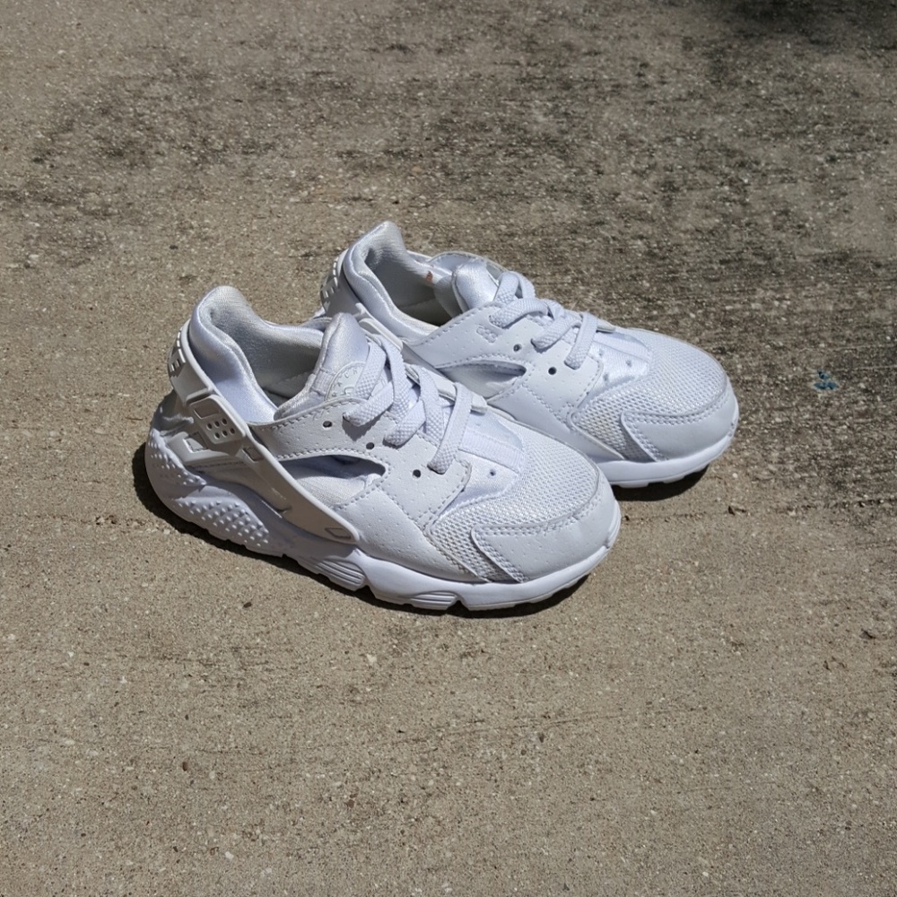 Nike Harachi Shoes